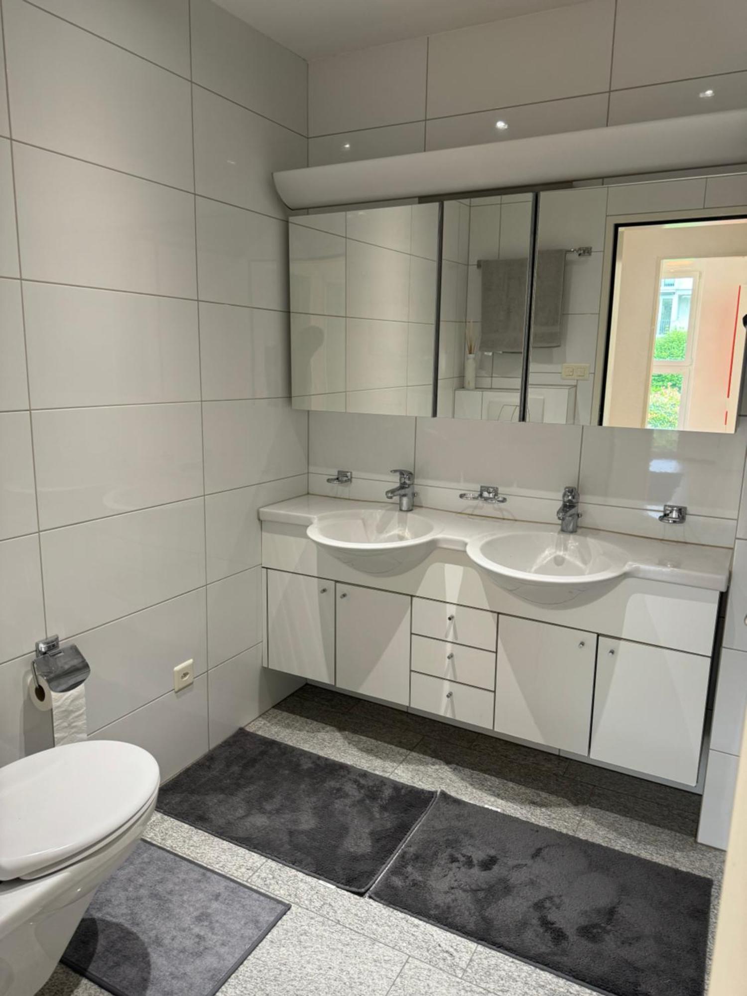 Vk - R - Zuerich Airport - Luxury - Home Stay - Raetschengaessli - Клотен Экстерьер фото